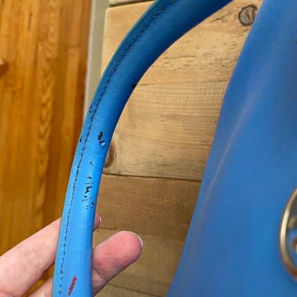 Tory Burch - Cornflower blue handbag. Beautiful color. Used condition. - Picture 7 of 10